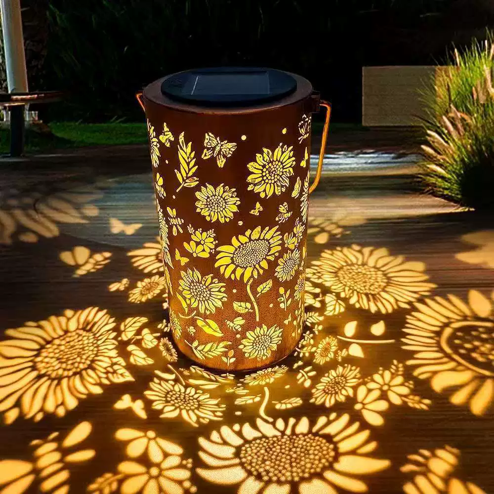 Farbenfrohe, solarbetriebene Gartenlampe mit Sonnenblumeneffekt