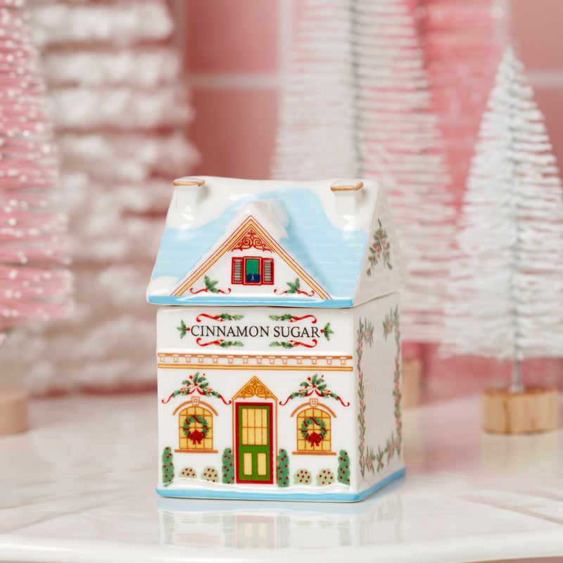 🎄✨ Christmas Village Spice House Set – A mini Christmas wonderland for your kitchen! (1 set/6 pieces)