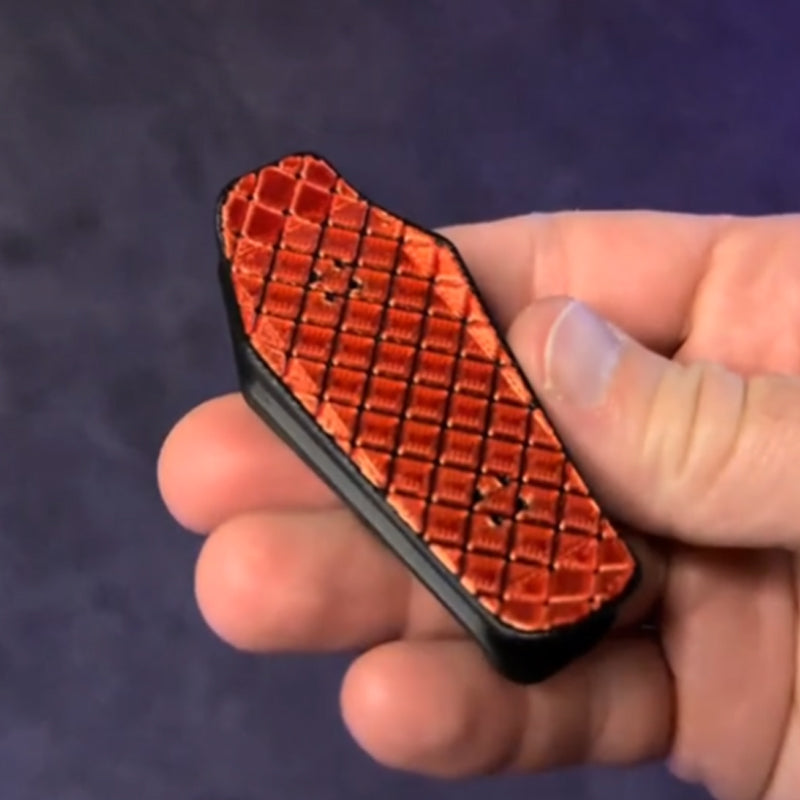 Stress-relieving and opwinding fingers skateboard